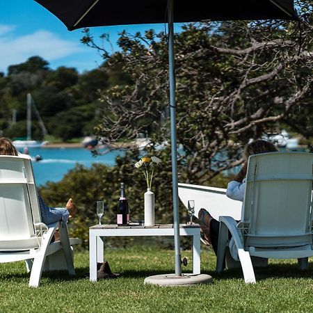 Boatsheds On The Bay, Waiheke Island Apartment Ostend Екстериор снимка
