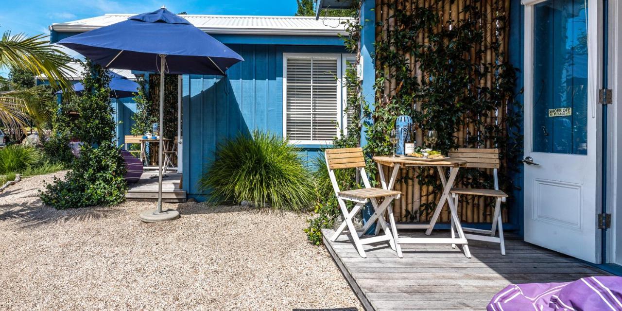 Boatsheds On The Bay, Waiheke Island Apartment Ostend Екстериор снимка