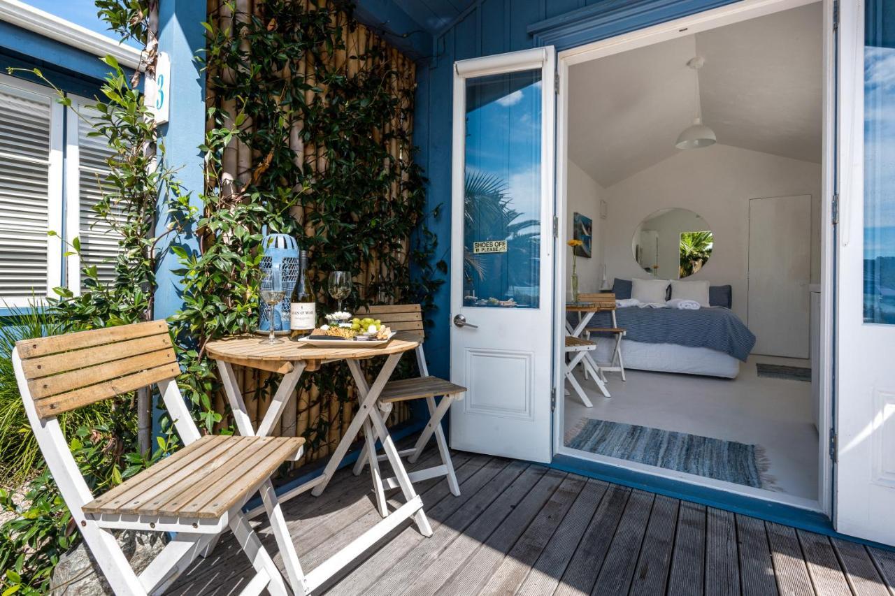 Boatsheds On The Bay, Waiheke Island Apartment Ostend Екстериор снимка