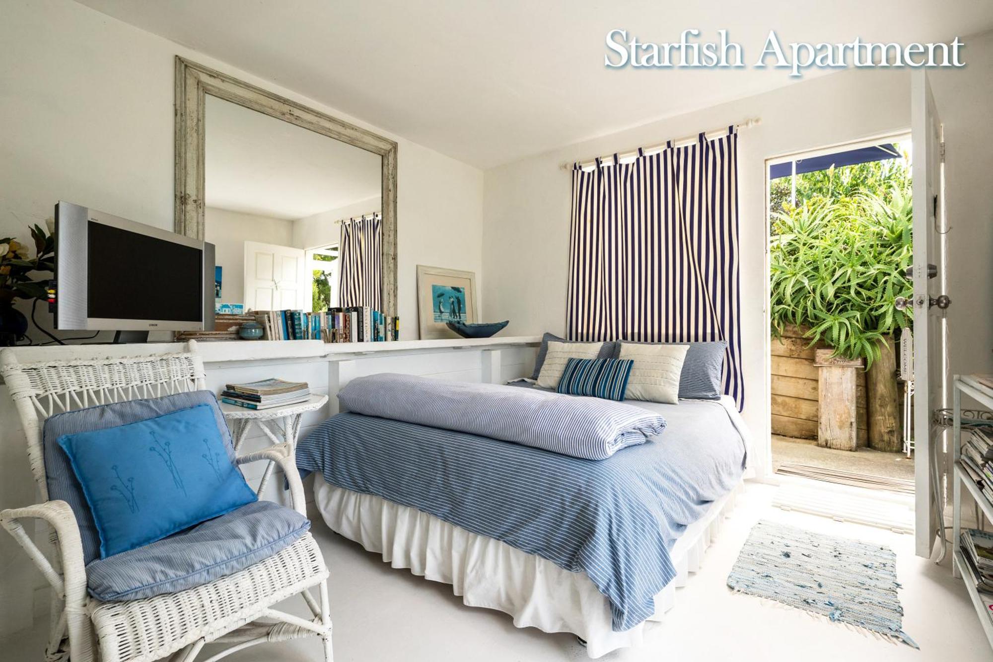 Boatsheds On The Bay, Waiheke Island Apartment Ostend Екстериор снимка